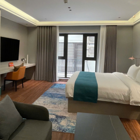 SALLY HOTEL